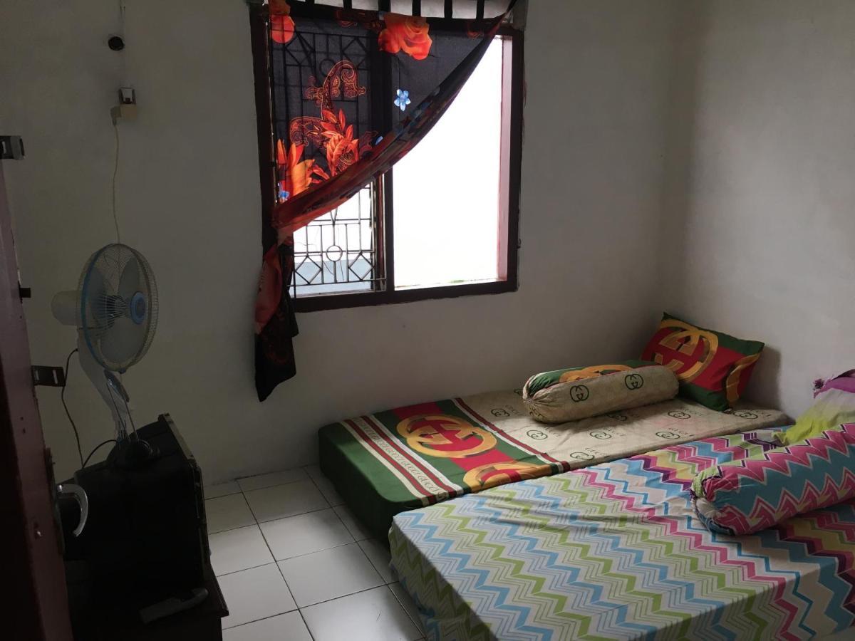 Tambak Bayan Guesthouse Kejayan Luaran gambar