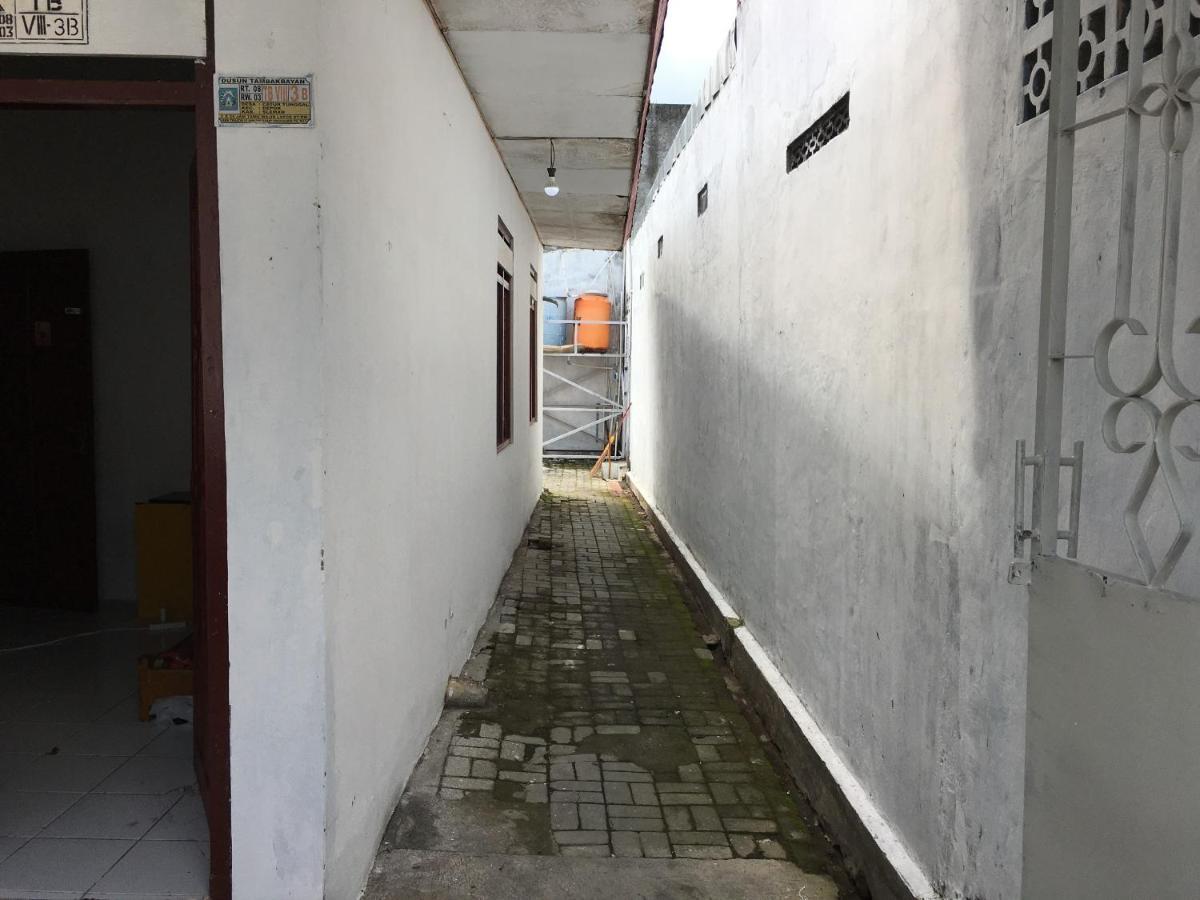 Tambak Bayan Guesthouse Kejayan Luaran gambar